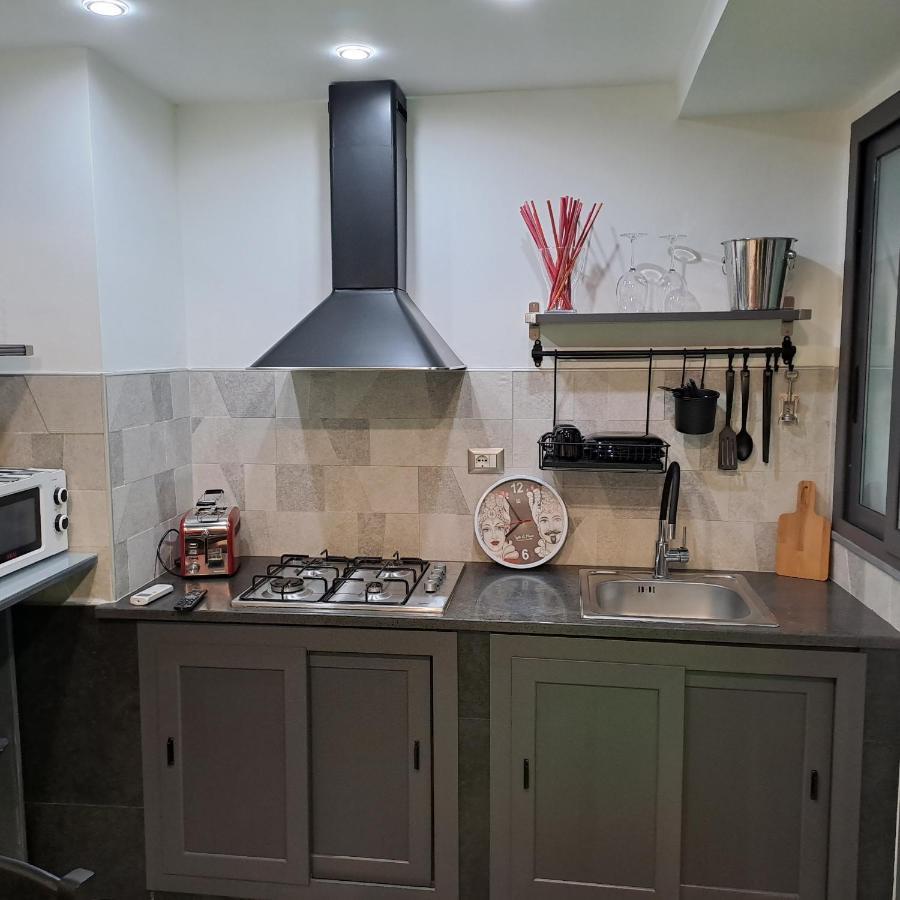Suite Holiday House Bonaccorso 卡塔尼亚 外观 照片