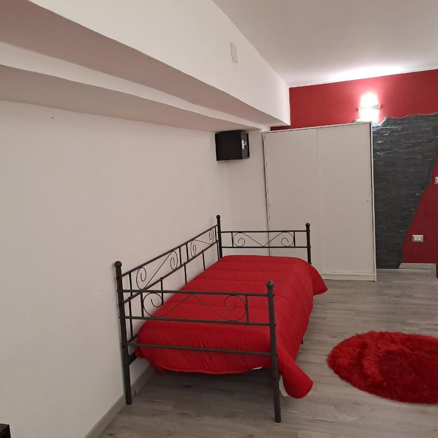 Suite Holiday House Bonaccorso 卡塔尼亚 外观 照片
